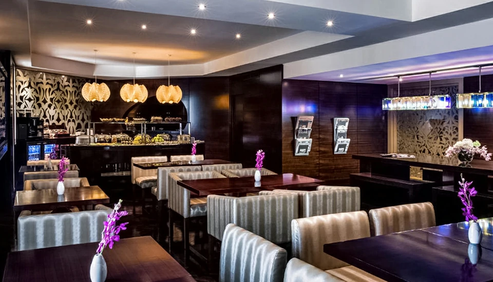 هتل کرون پلازا دیره دبی